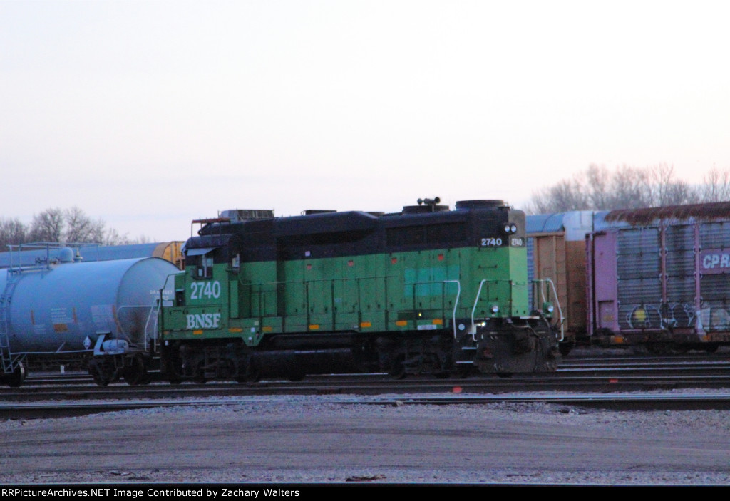 BNSF 2740